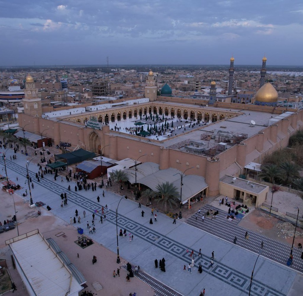 مسجد الكوفة المعظم