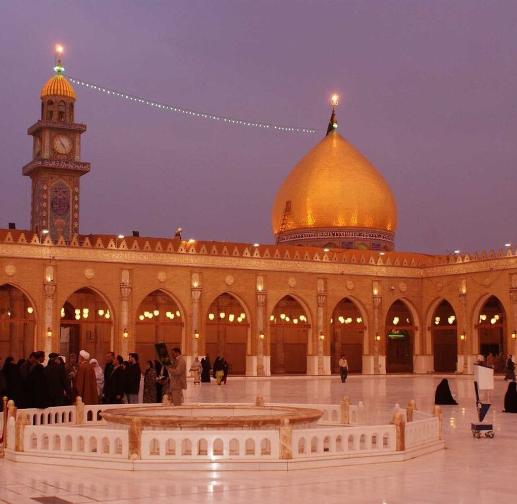 مسجد الكوفة المعظم